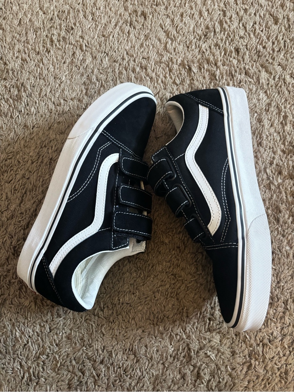 VANS BLACK & WHITE WITH VELCRO, UNISEX, size M8/W9.5 - Picture 6 of 9